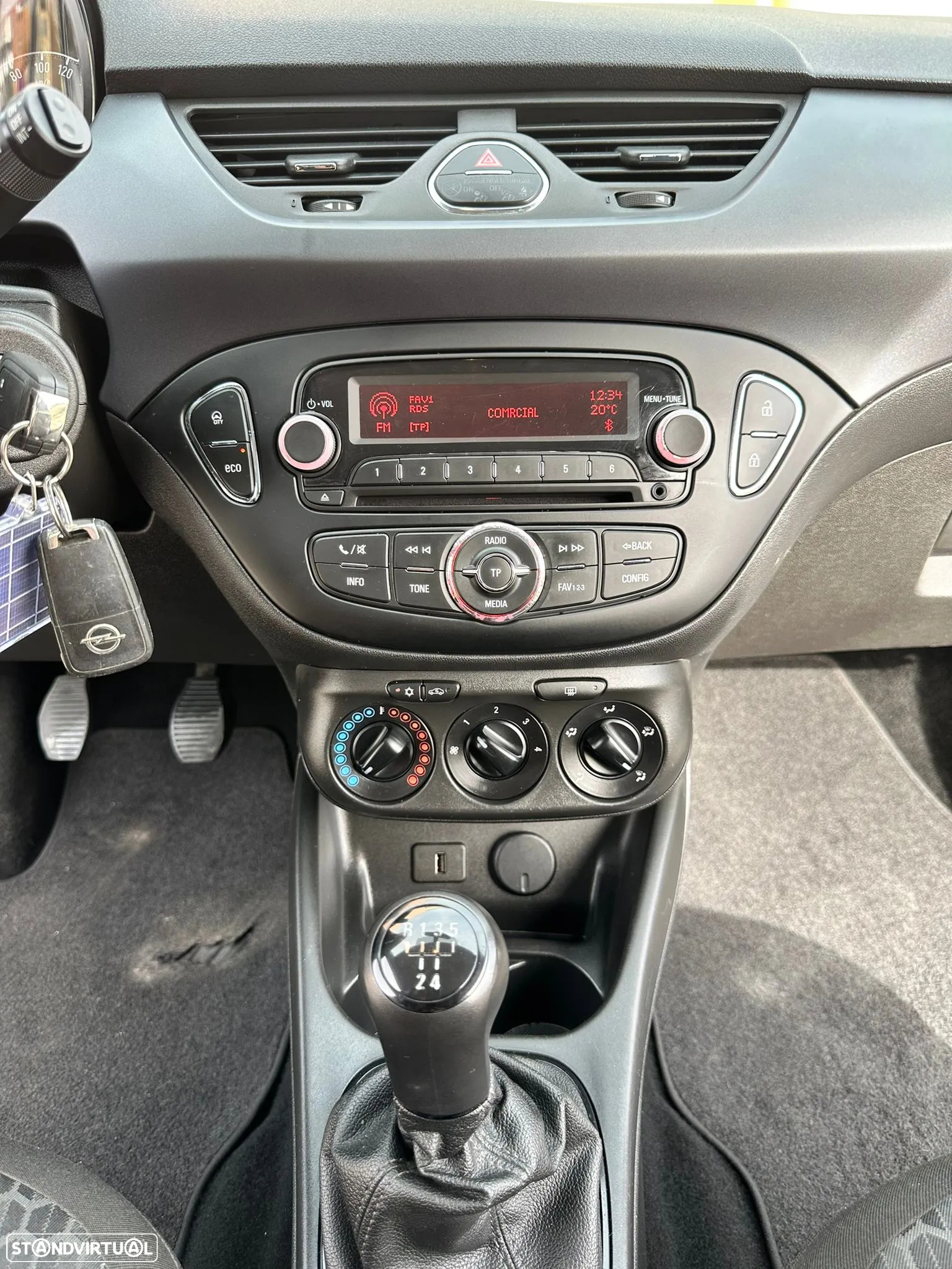Opel Corsa E Van - 12