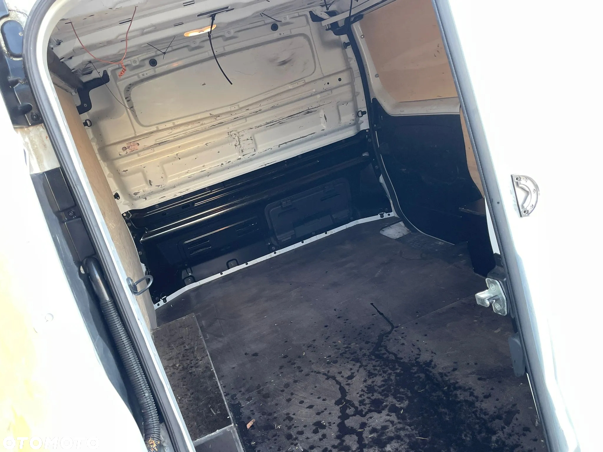 Renault TRAFIC - 8
