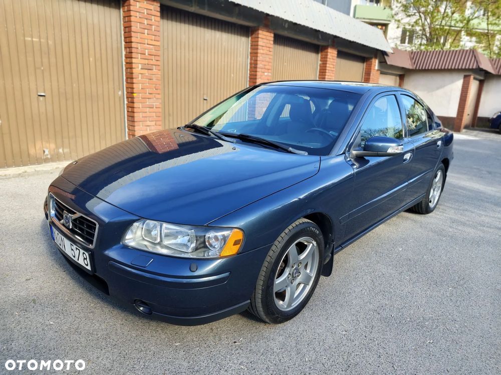 Volvo S60 2.4 Silver Edition - 1