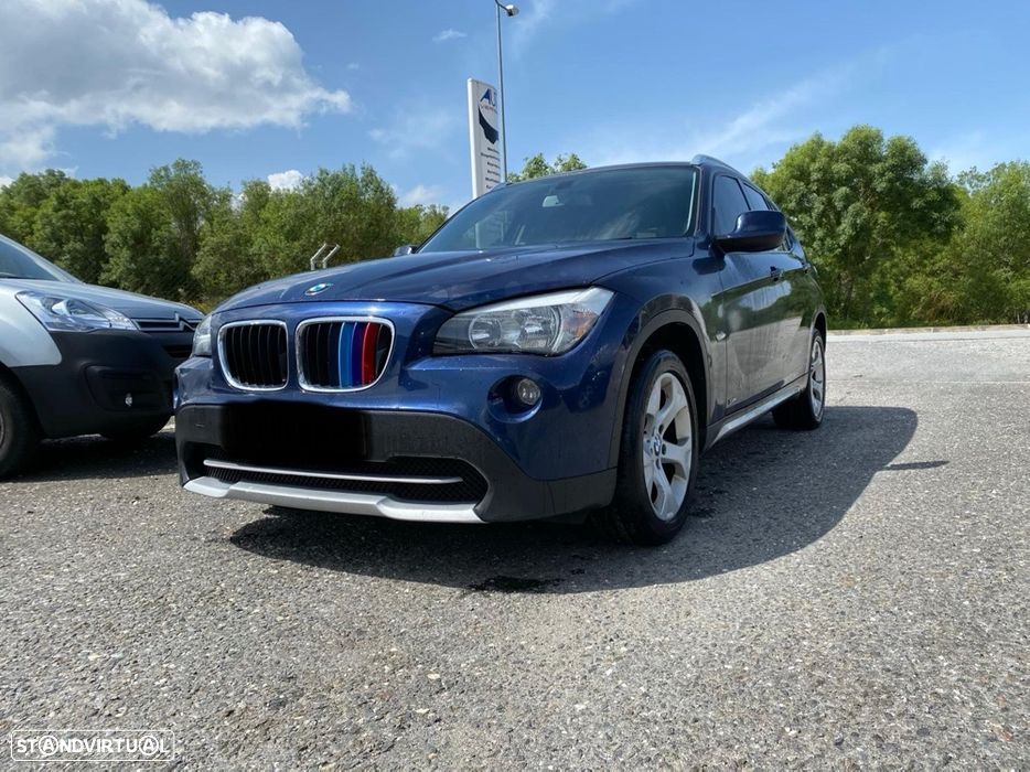 BMW x1 118d sdrive (só peças) - 1