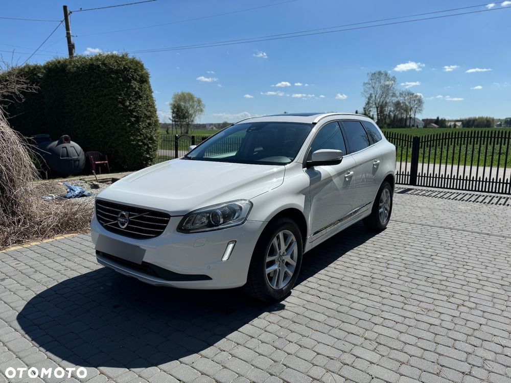 Volvo XC 60 D3 Drive-E Momentum - 11