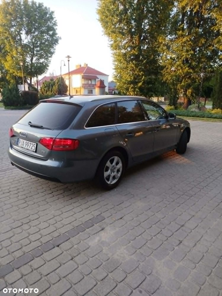 Audi A4 Avant 2.0 TDI - 4