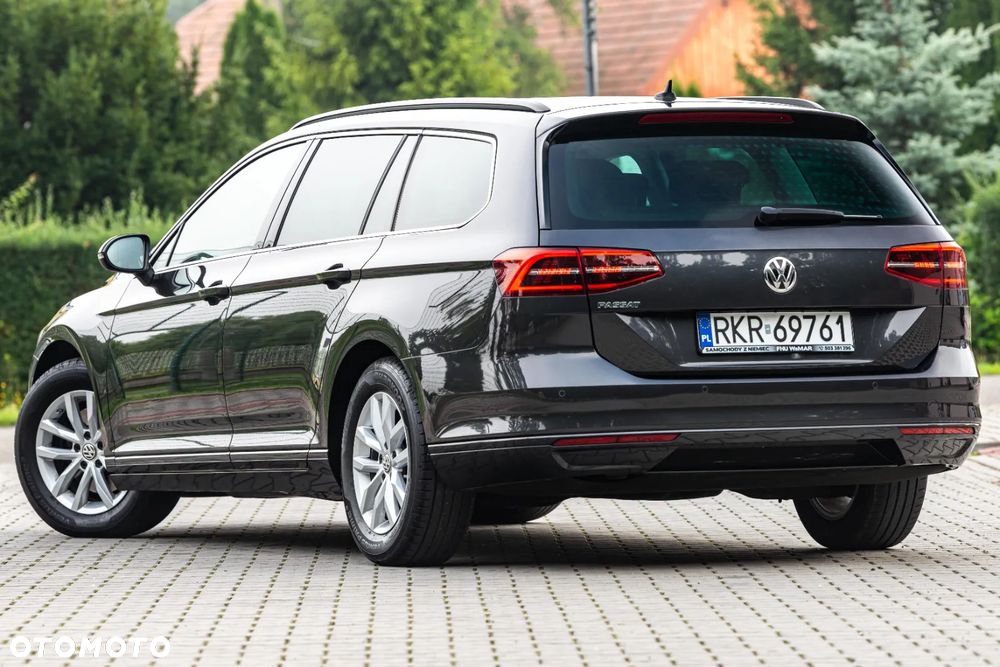 Volkswagen Passat 2.0 TDI BMT Comfortline DSG - 2