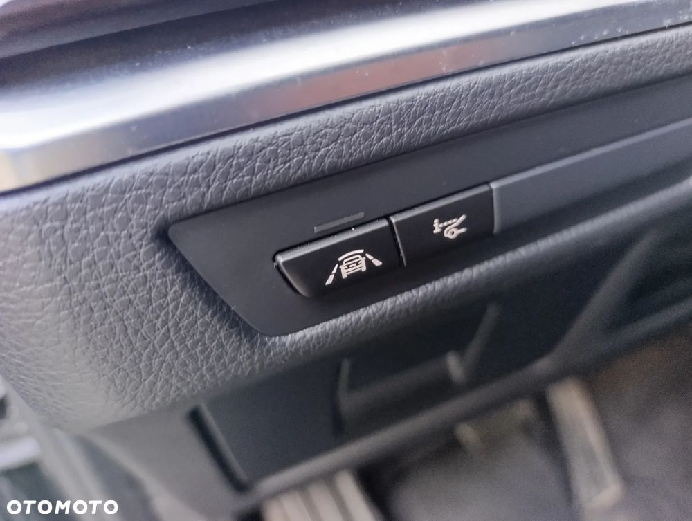 BMW 5GT 535d xDrive Tursimo Modern Line - 25