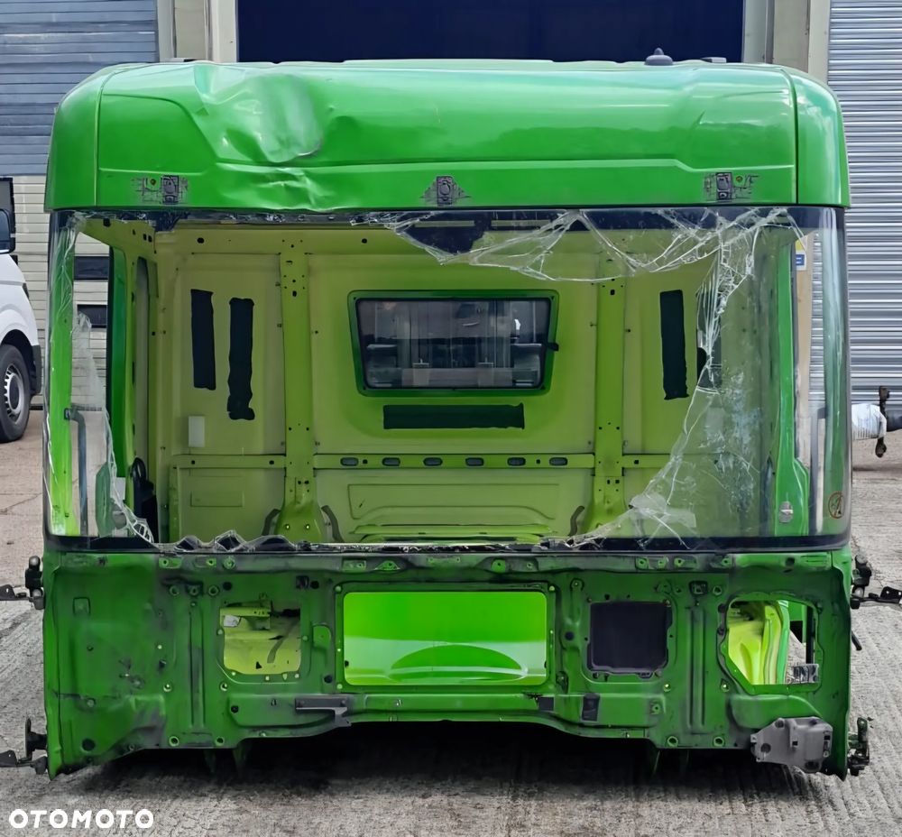 KABINA SCANIA P NGT - 1