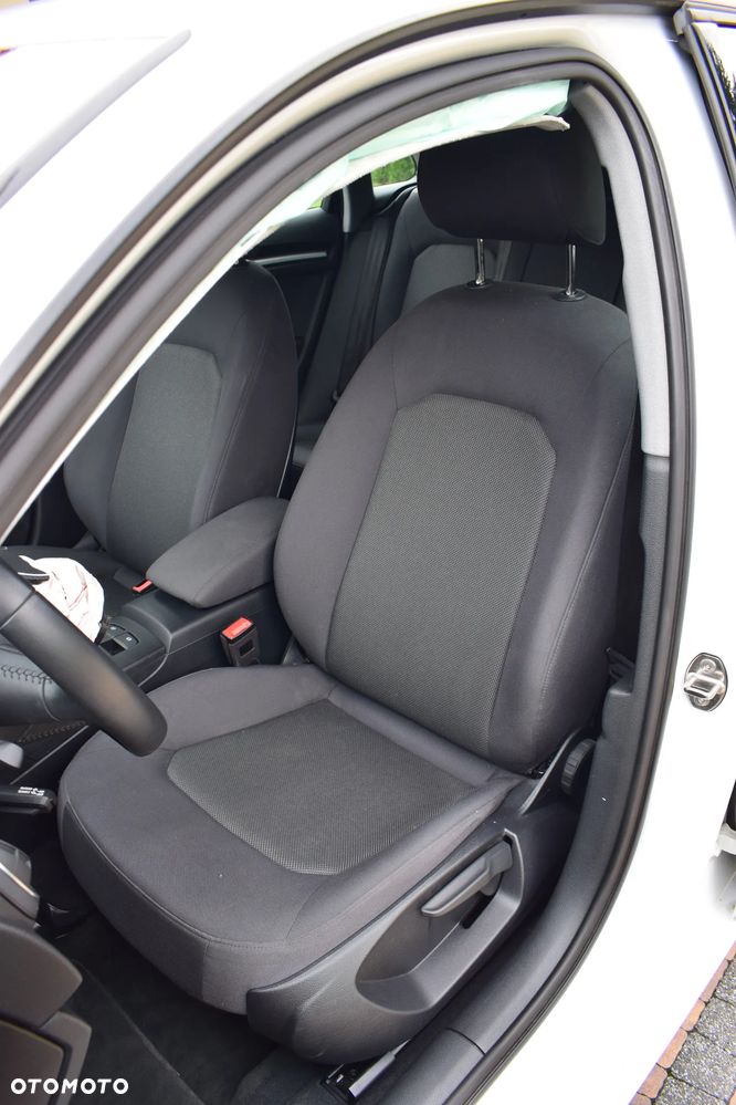 Audi A3 Sportback 1.5 TFSI S tronic - 10