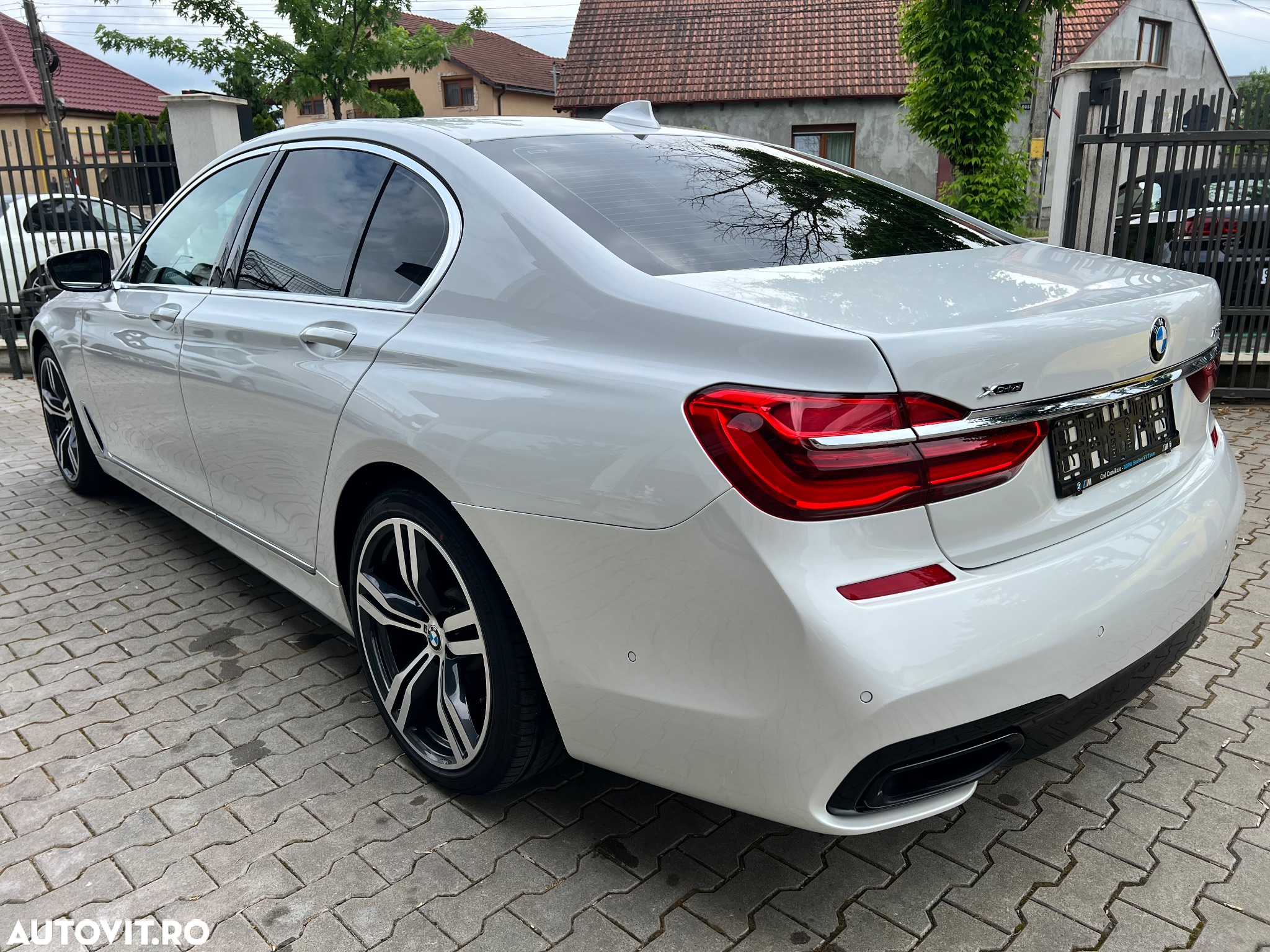 BMW Seria 7 730Ld xDrive - 7