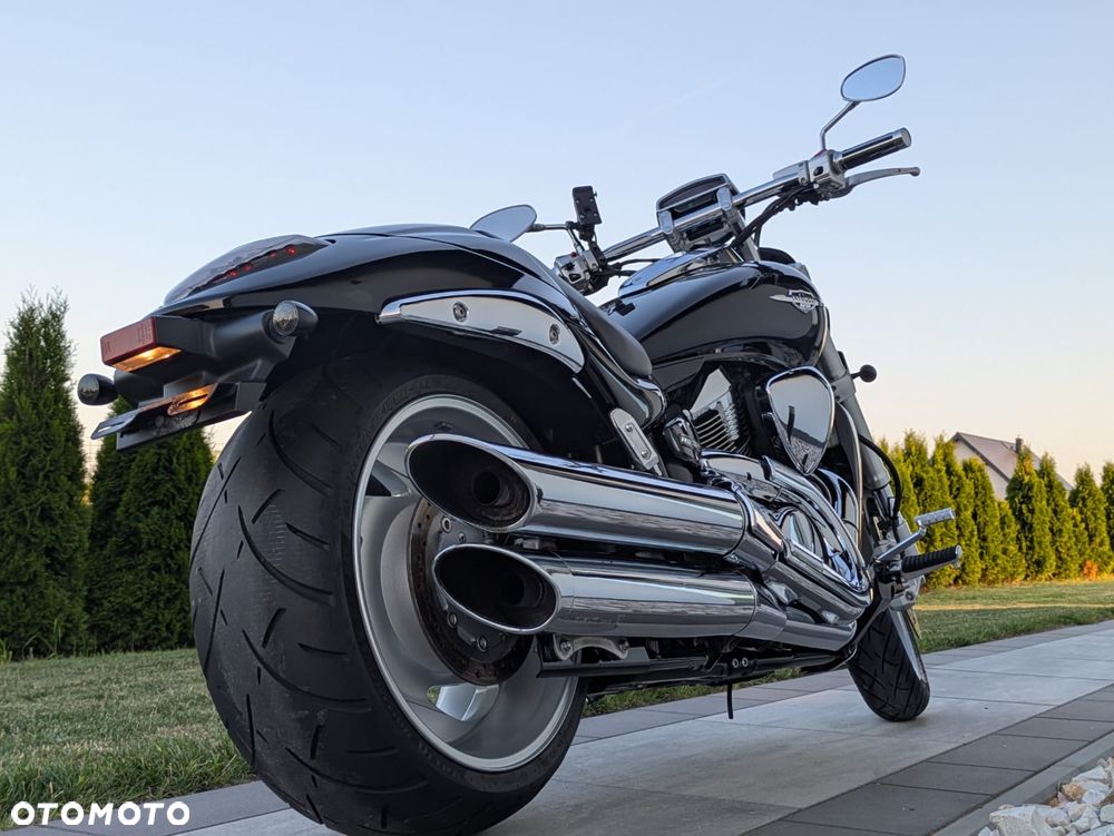 Suzuki Boulevard - 18