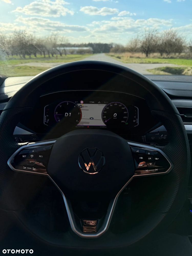 Volkswagen Arteon 2.0 TDI R-Line DSG - 9