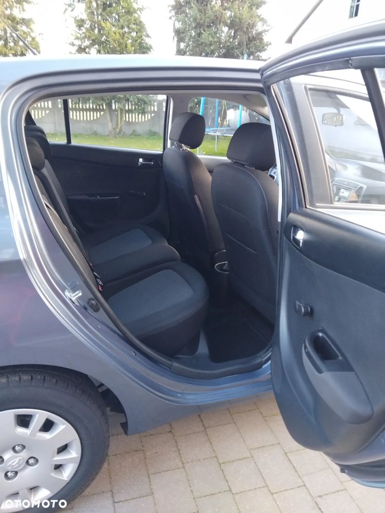 Hyundai i20 1.2 Trend - 12