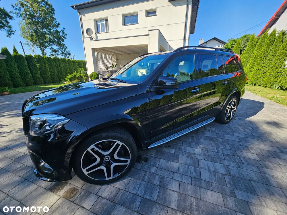 Mercedes-Benz GLS - 37
