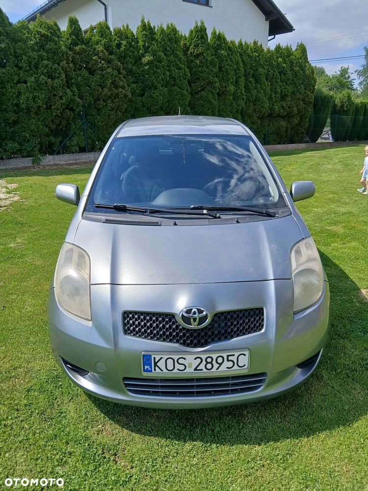 Toyota Yaris 1.3 Sol - 9