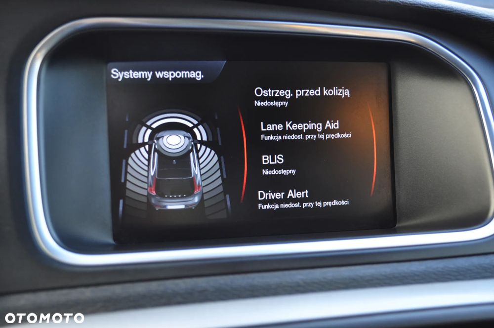 Volvo V40 D2 Momentum - 22