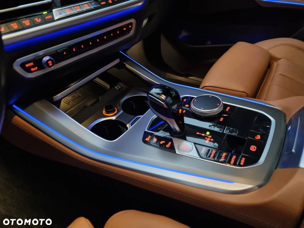 BMW X5 xDrive25d - 17