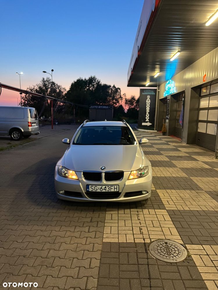 BMW Seria 3 320d - 19