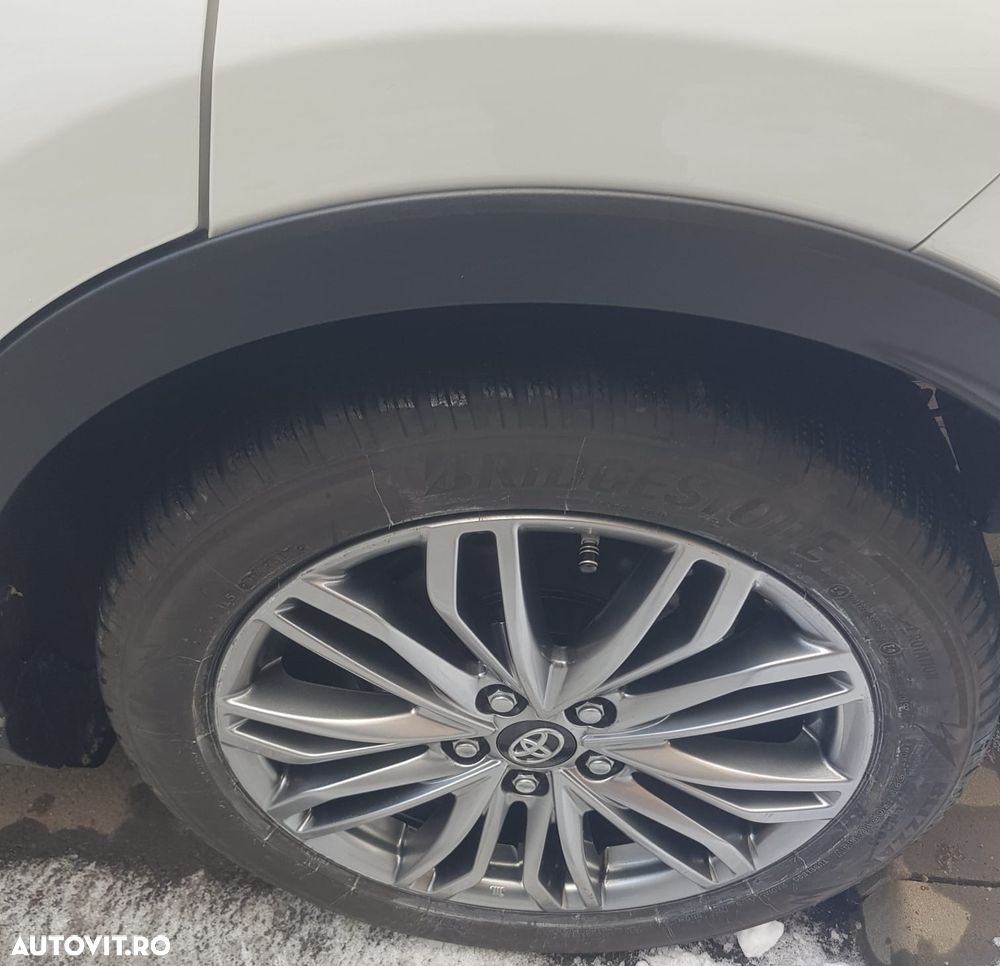 Toyota C-HR 2.0 HSD 184 CP 4x2 CVT C-lassy - 11