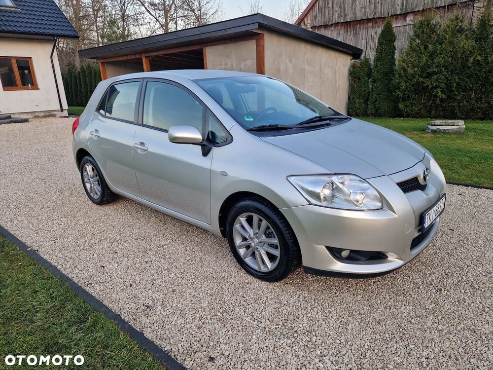 Toyota Auris 1.6 VVT-i Executive - 28