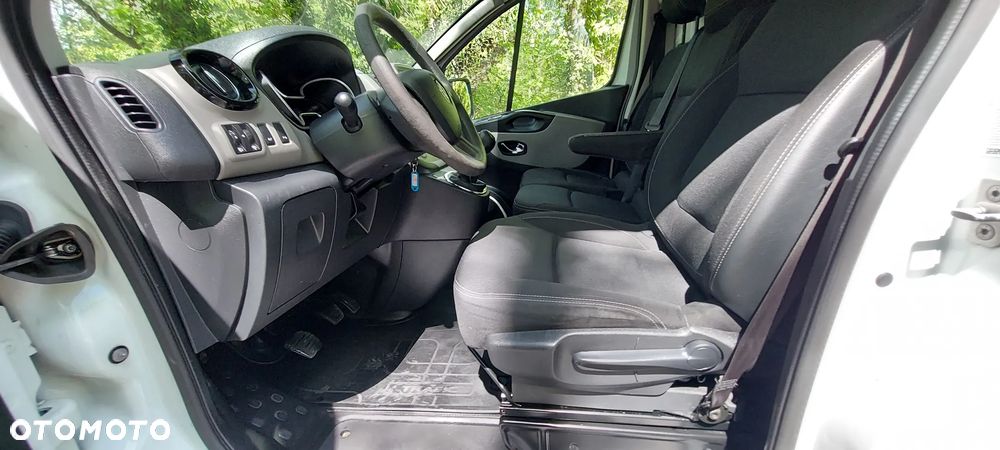 Renault Trafic - 31
