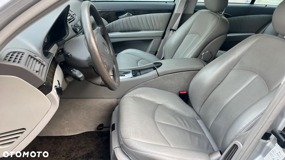 Mercedes-Benz Klasa E 500 7G-TRONIC Avantgarde - 12