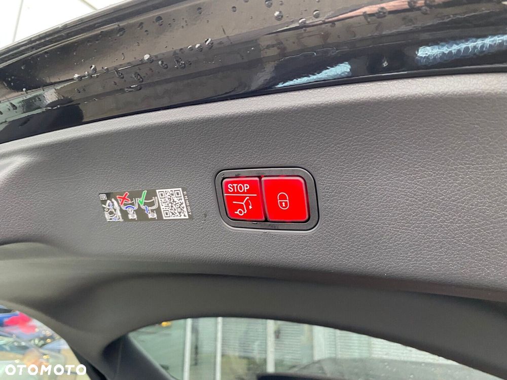 Mercedes-Benz GLC - 24