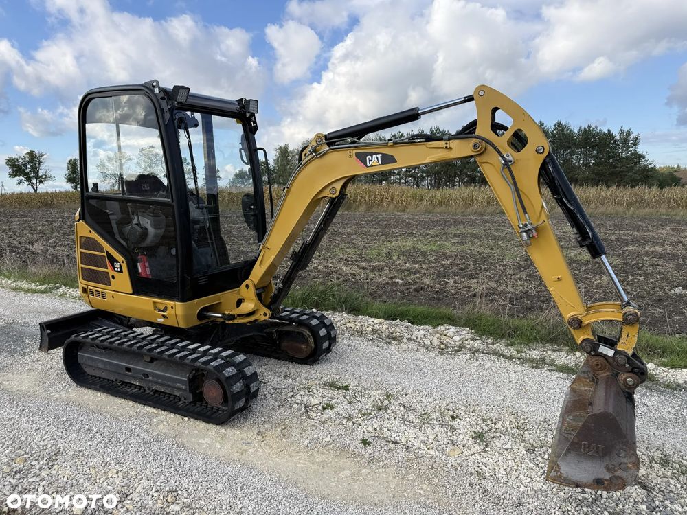 Caterpillar 302.4D - 19