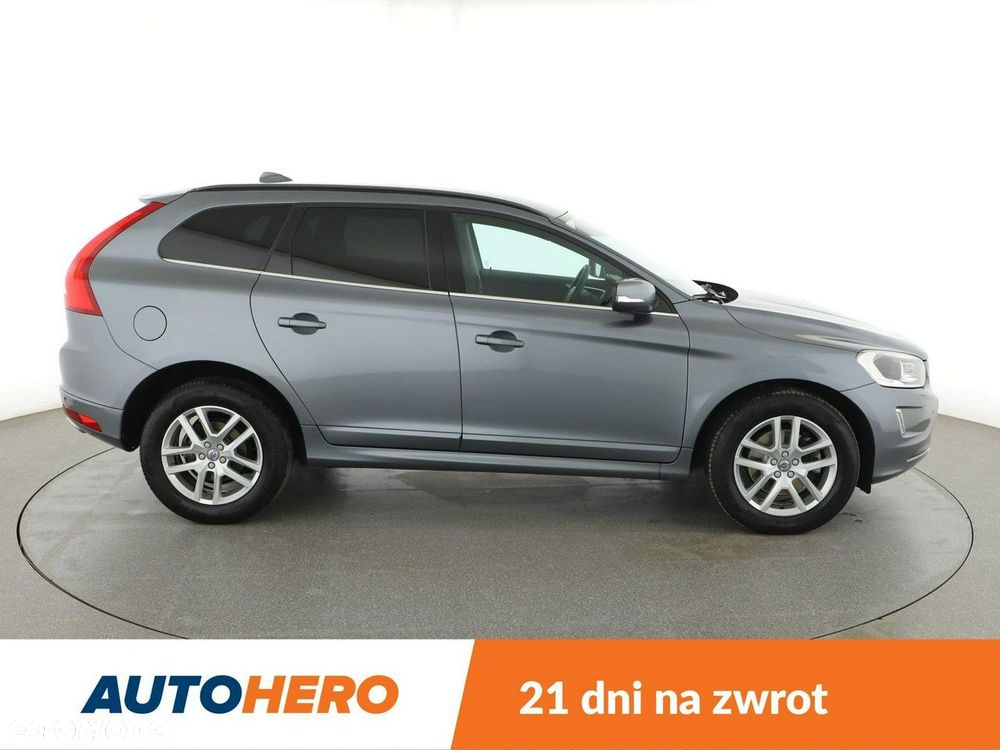 Volvo XC 60 D3 Geartronic Momentum - 9