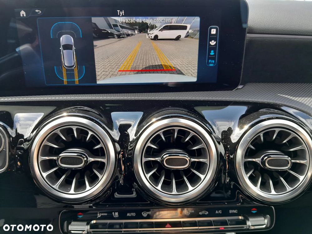 Mercedes-Benz Klasa A 180 AMG Line 7G-DCT - 11
