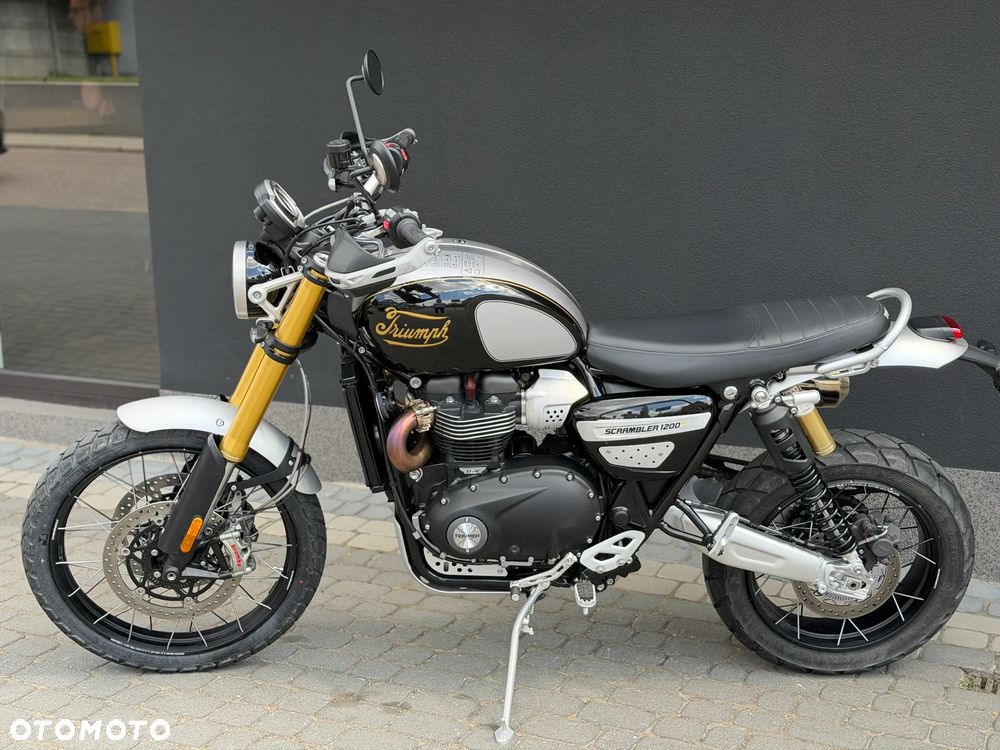 Triumph Scrambler - 11