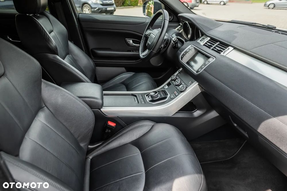 Land Rover Range Rover Evoque D150 R-Dynamic SE - 33