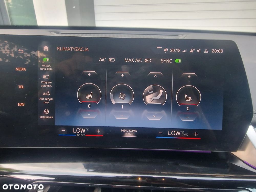 BMW iX1 xDrive30 66.5kWh xLine - 14