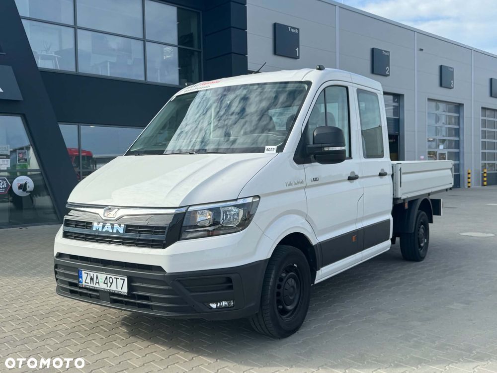 MAN 4X4 / TGE 3.140 DOKA 7-osobowa - 3