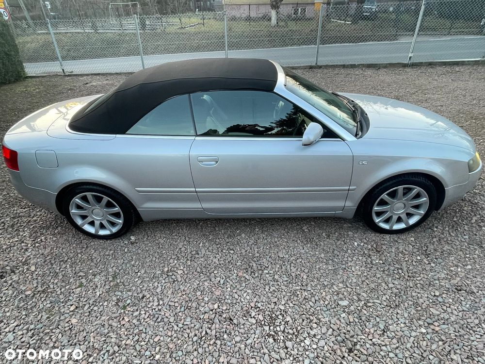 Audi A4 Cabrio - 8