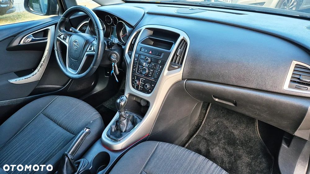 Opel Astra 1.4 Turbo Exklusiv - 35