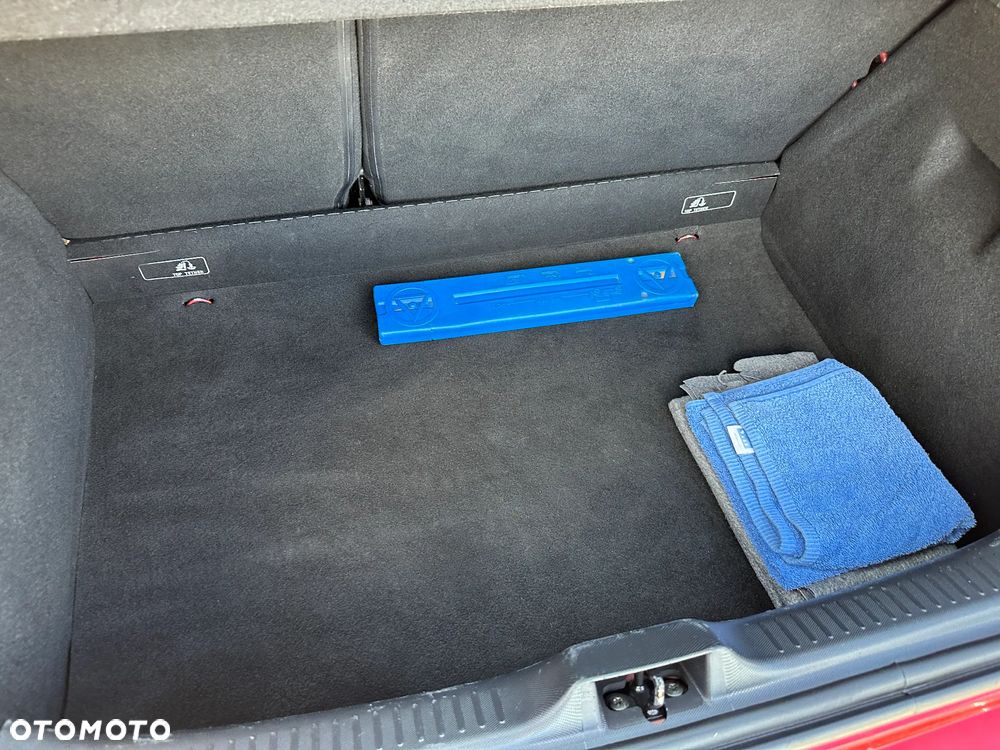 Renault Clio - 28