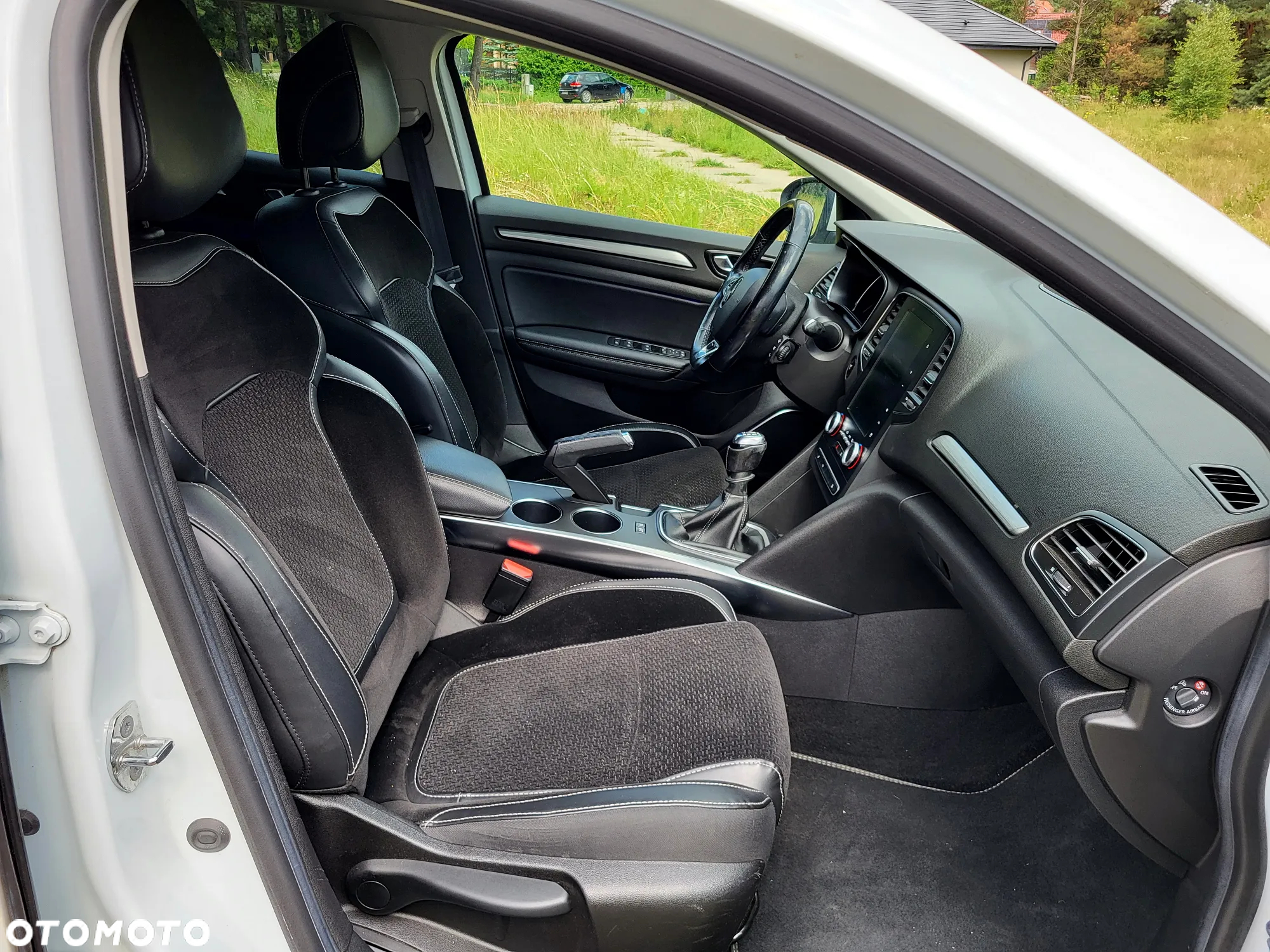 Renault Megane 1.6 SCe Intens - 24
