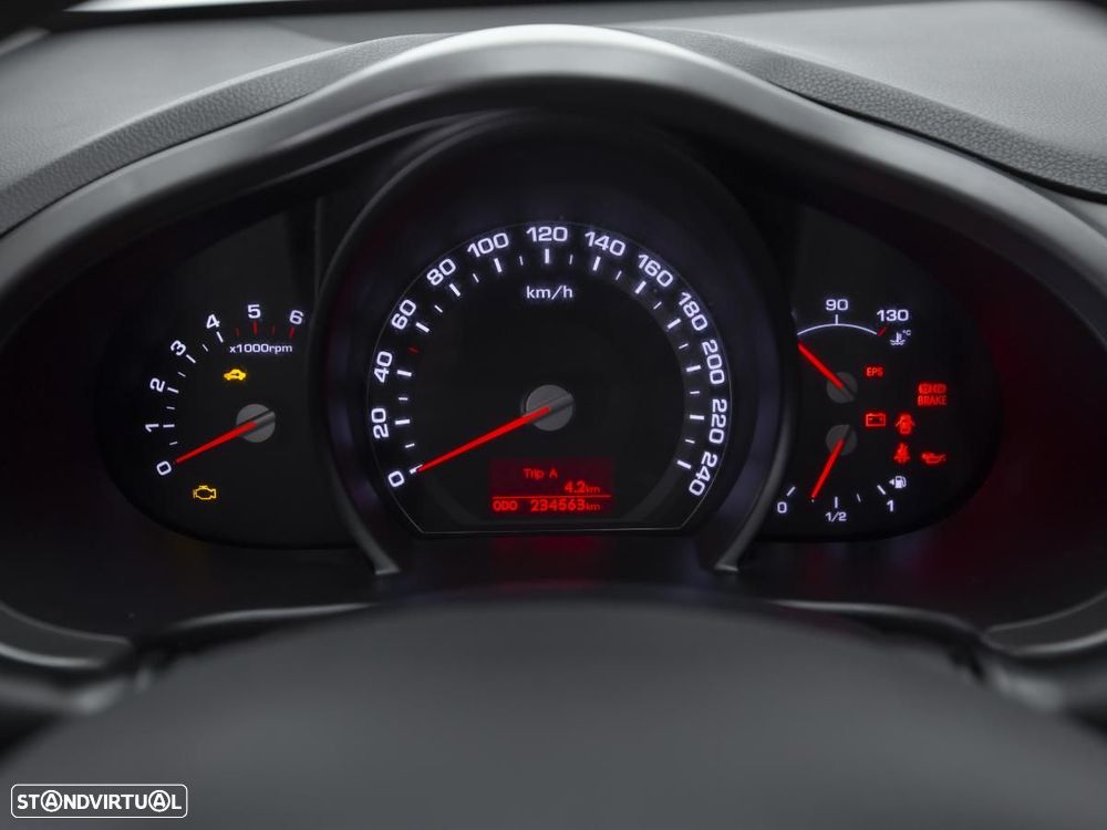 Kia Sportage — fotografia 17