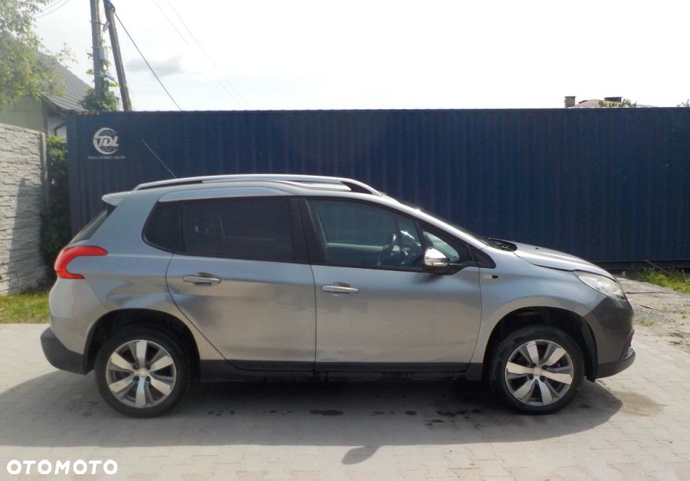 Peugeot 2008 - 12