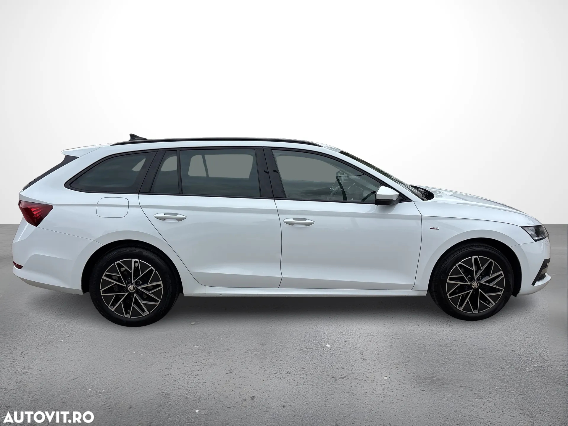 Skoda Octavia Combi 2.0 TDI DSG Ambition - 6