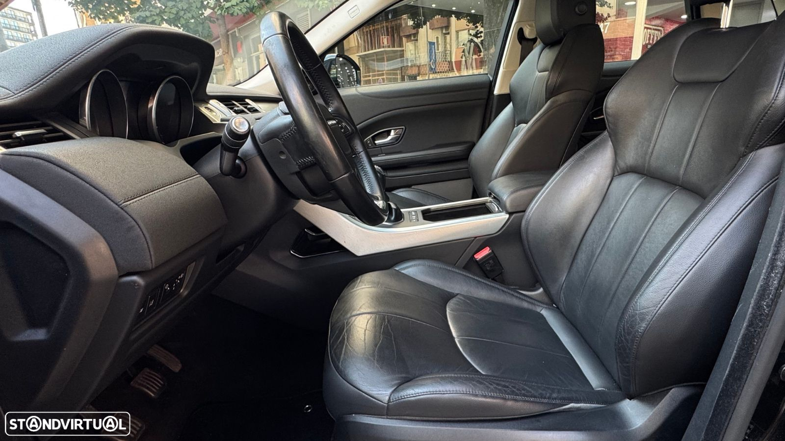 Land Rover Range Rover Evoque 2.0 eD4 Pure - 21