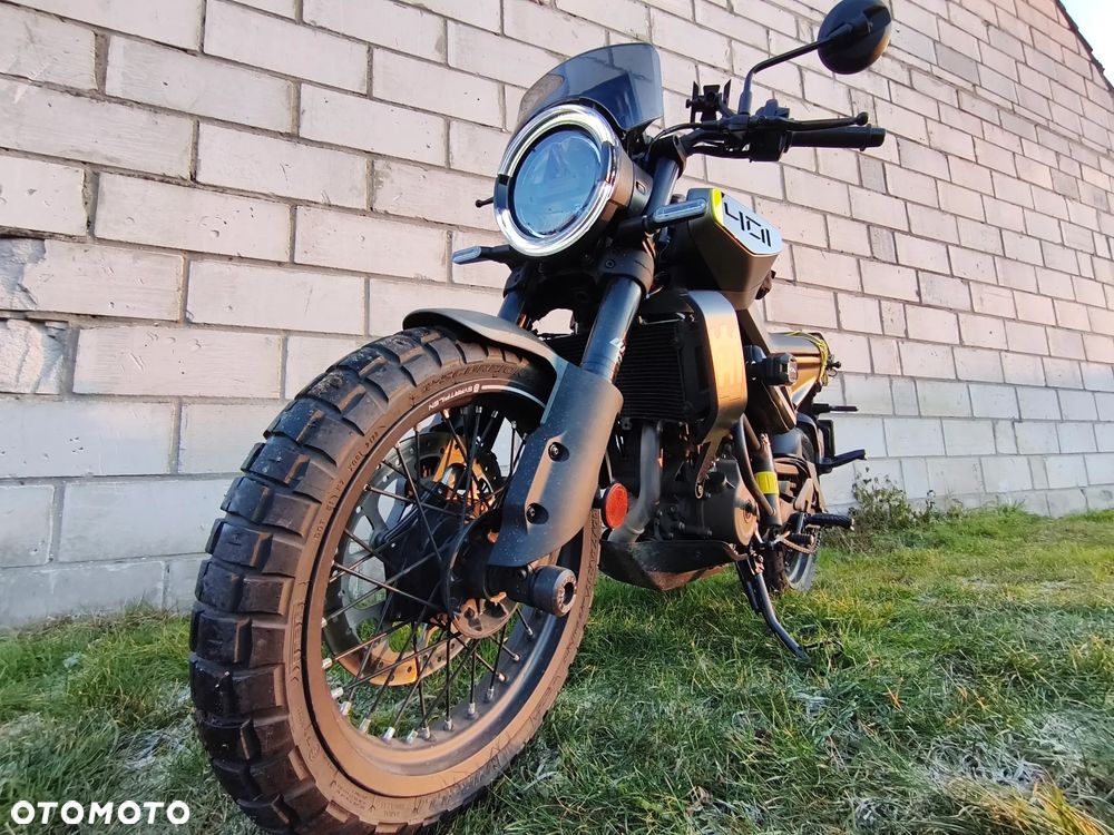 Husqvarna Svartpilen - 4