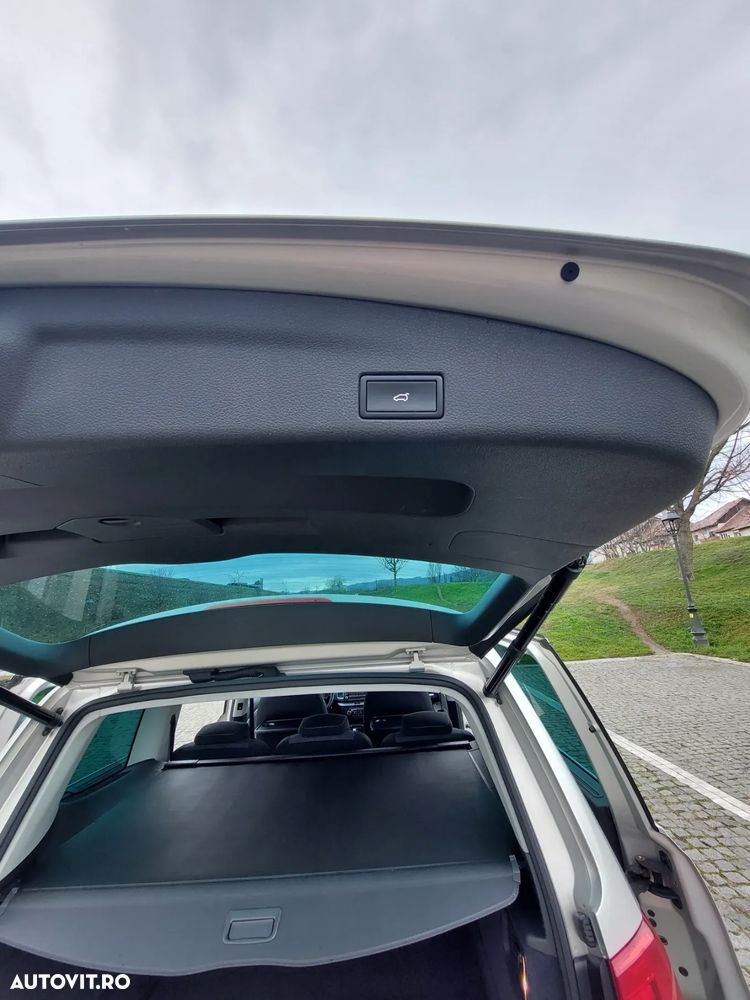 Volkswagen Sharan - 14