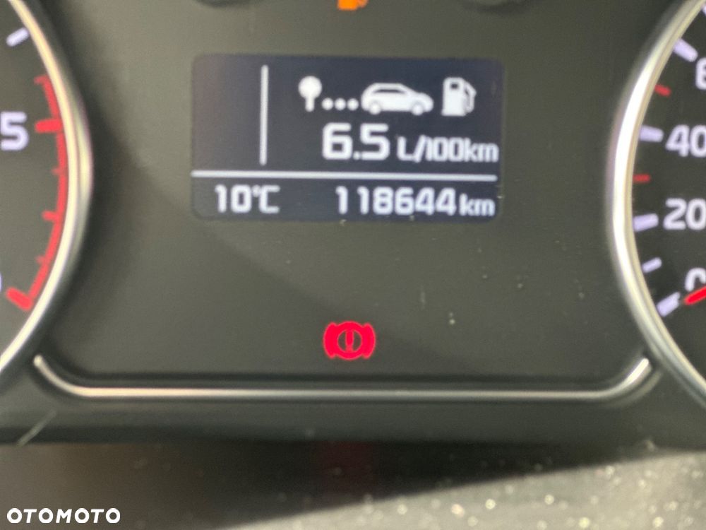 Kia Carens 1.7 CRDi XL - 25