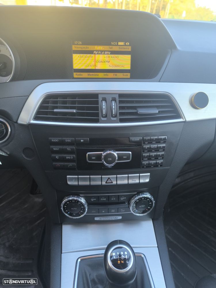 Mercedes-Benz C 220 CDi Avantgarde BlueEfficiency - 20