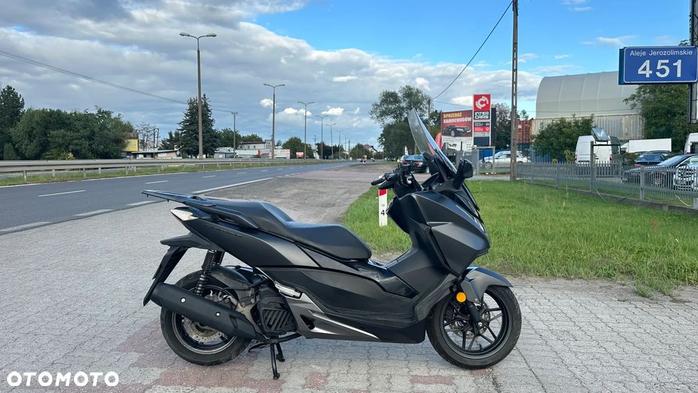 Honda NSS - 11