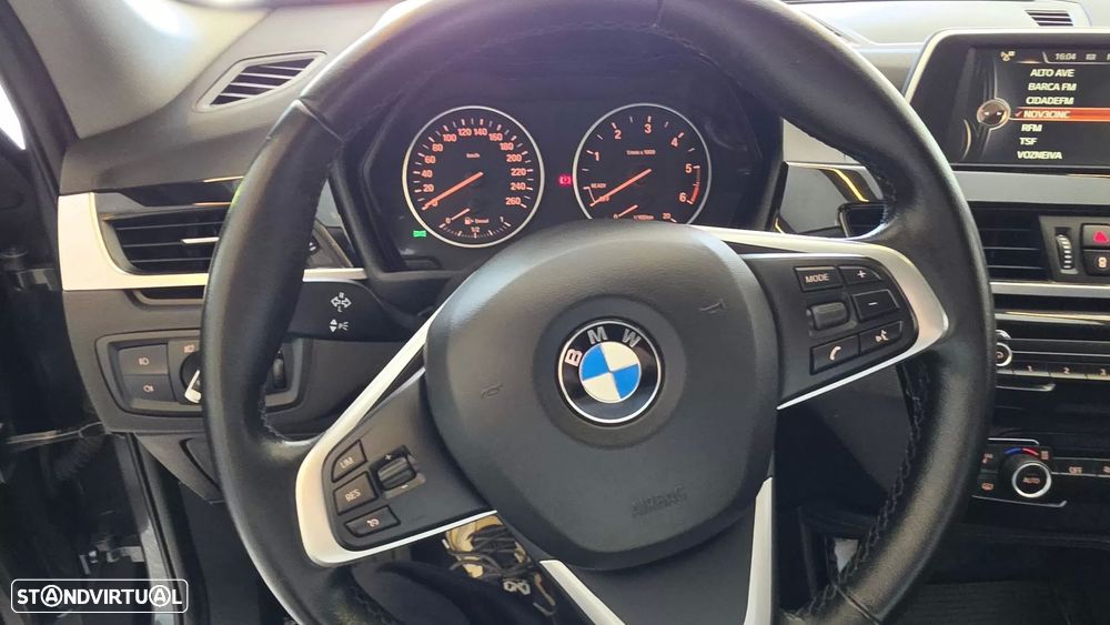 BMW X1 16 d sDrive Line xLine - 43