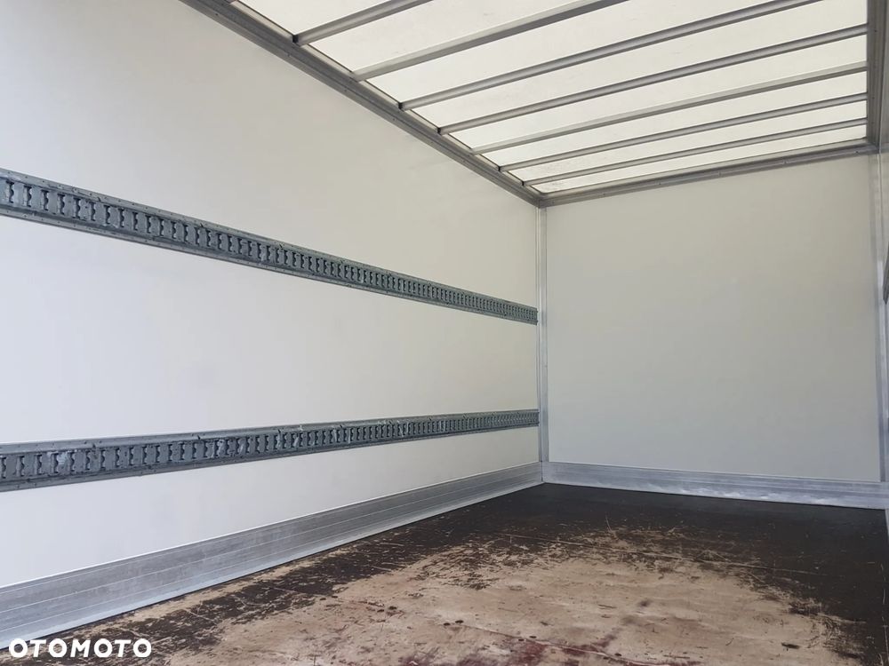 Renault MASTER KONTENER 8EP 4,22x2,24x2,24 KLIMA KRAJOWY MANUAL  6-BIEGÓW DMC 3500KG FAKTURA VAT 23% - 21