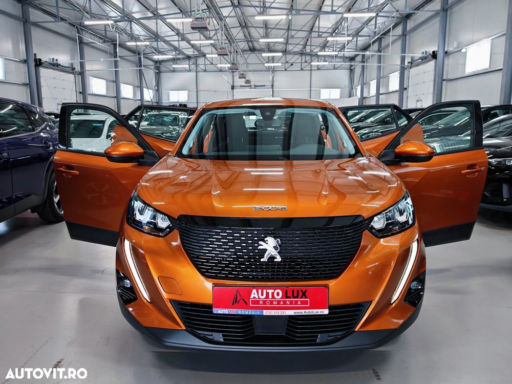 Peugeot 2008 PureTech 130 EAT8 Active - 13