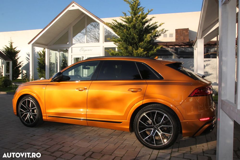 Audi Q8 - 10