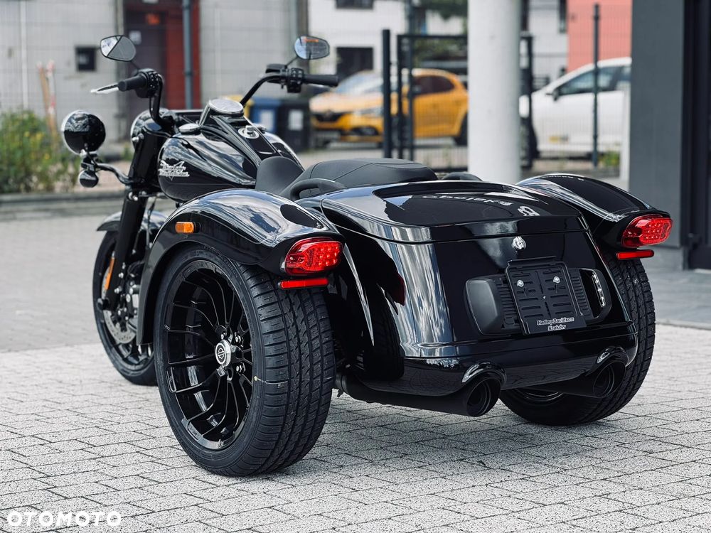 Harley-Davidson Trike Freewheeler - 17