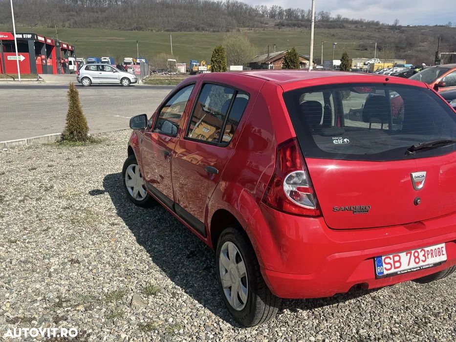 Dacia Sandero 1.2 16V Laureate - 3